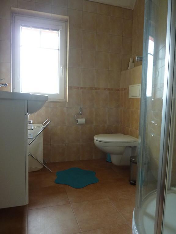 B&B En Mini-Camping Pension Kidafo Libuň Extérieur photo