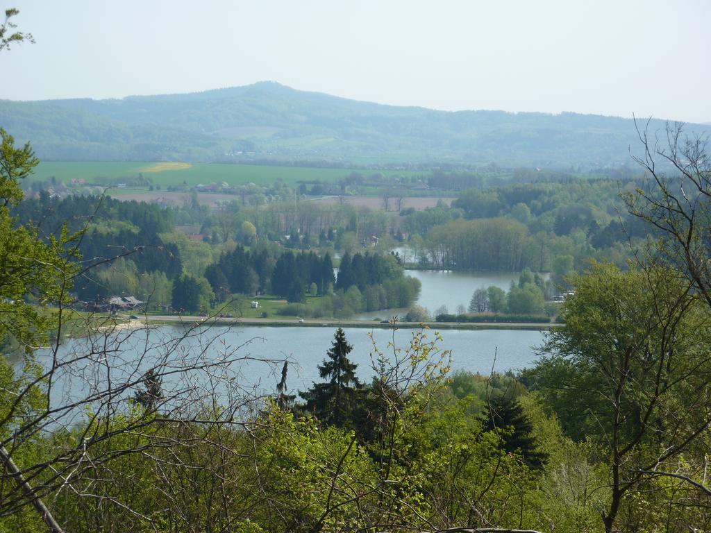 B&B En Mini-Camping Pension Kidafo Libuň Extérieur photo