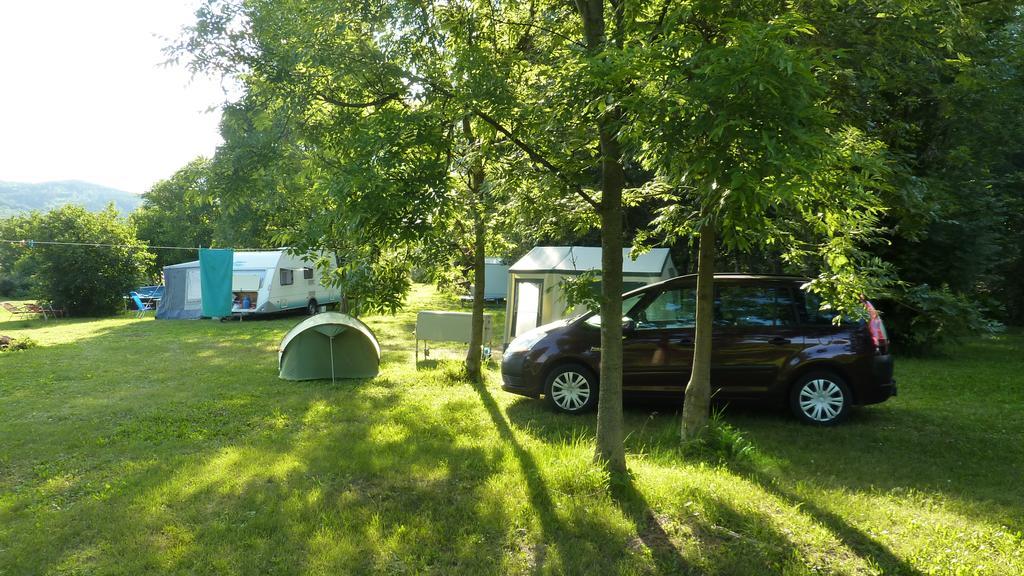 B&B En Mini-Camping Pension Kidafo Libuň Extérieur photo