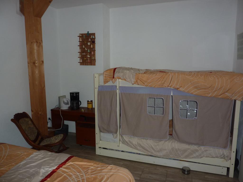 B&B En Mini-Camping Pension Kidafo Libuň Extérieur photo