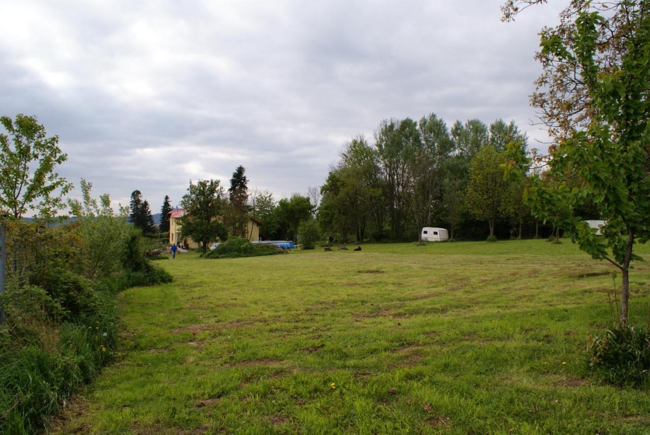 B&B En Mini-Camping Pension Kidafo Libuň Extérieur photo